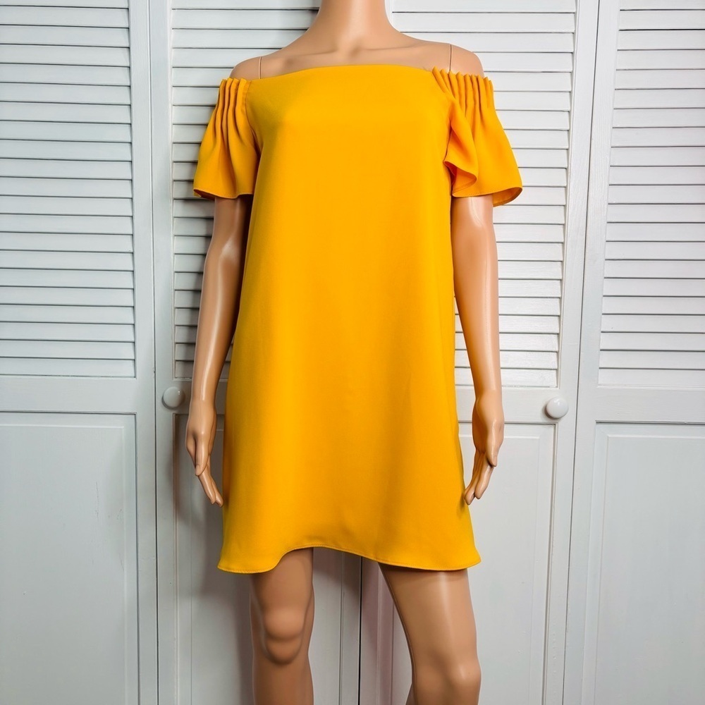 TRINA TURK Exceptional Off-The-Shoulder Gold Mini Dress Size XS